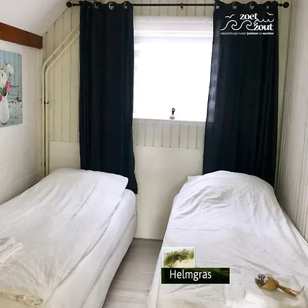 Holiday-home Helmgras 5p. Amsterdam And The Hébergement de vacances Opmeer